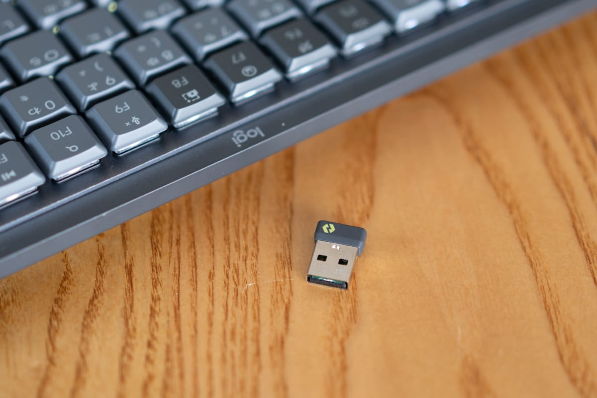 Logi Boltレシーバーを撮影