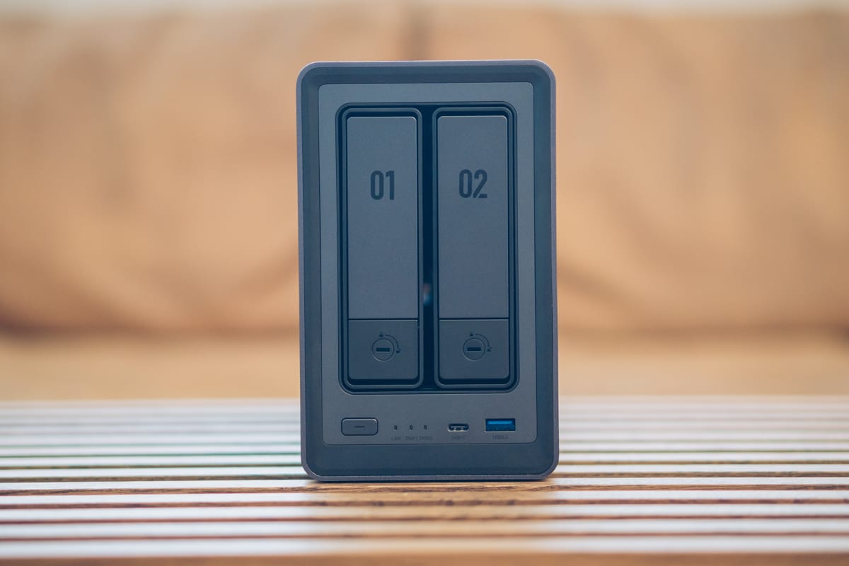 UGREEN NASync DXP2800正面