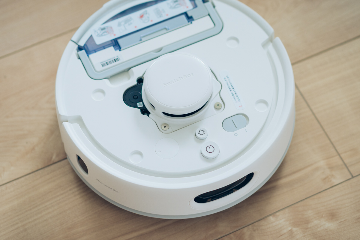SwitchBotロボット掃除機 K11+のカバーを外した様子