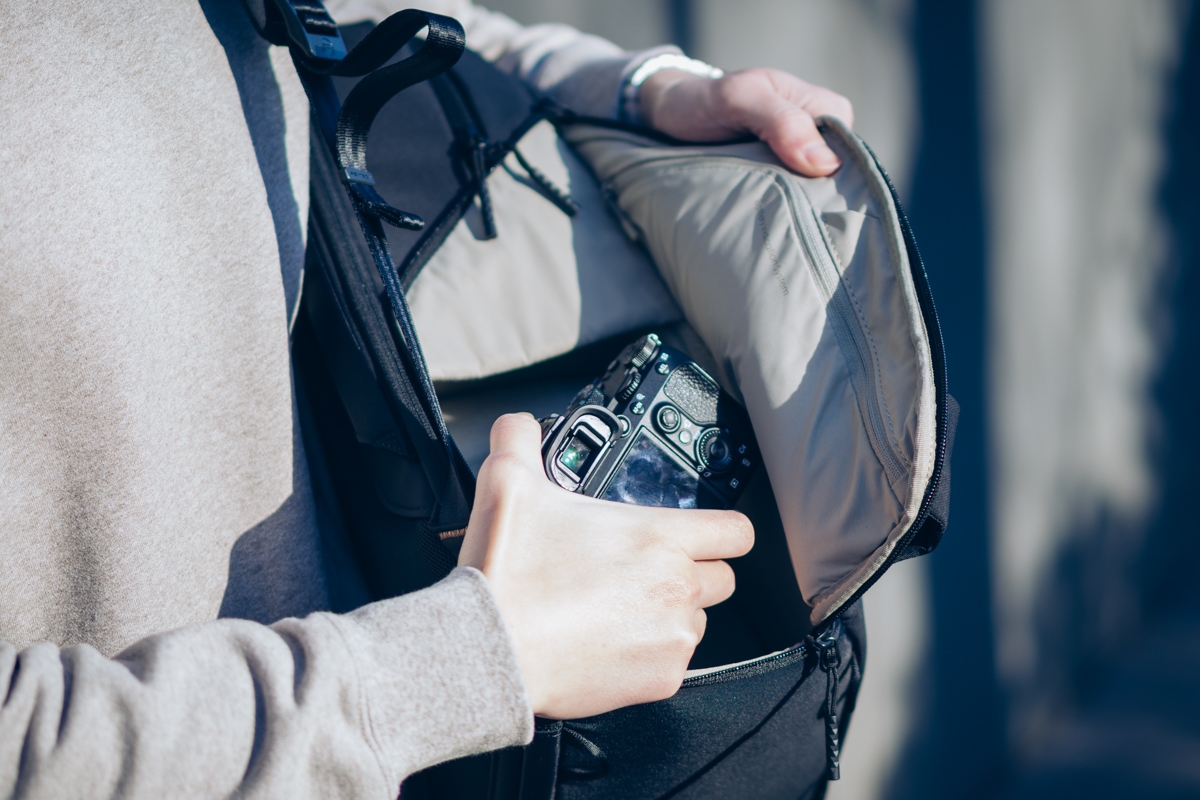 OneGo Lite 22Lのサイドアクセス機能