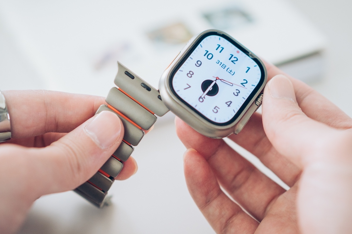 NOMAD Stratos BandをApple Watchベルトに通す良数